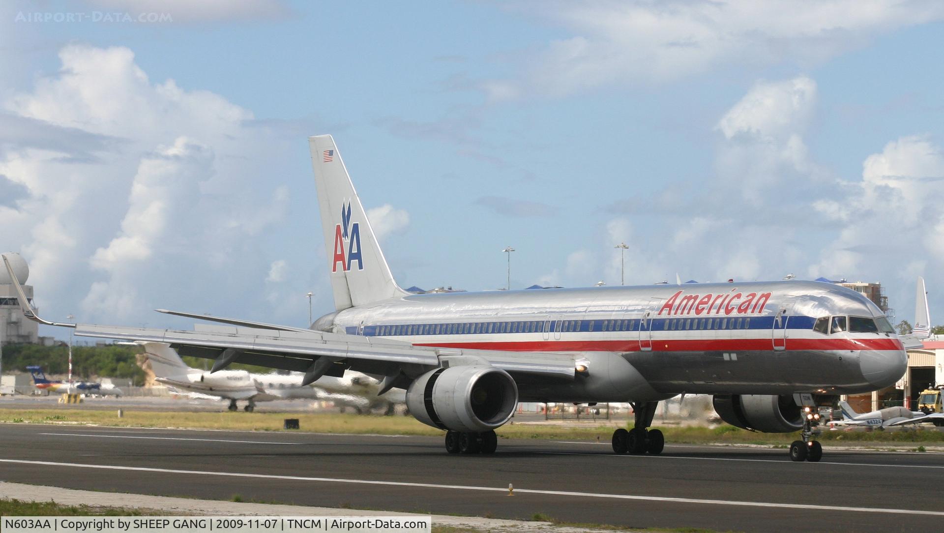 N603AA, 1995 Boeing 757-223 C/N 27054, American airlines making use of there stopping power
