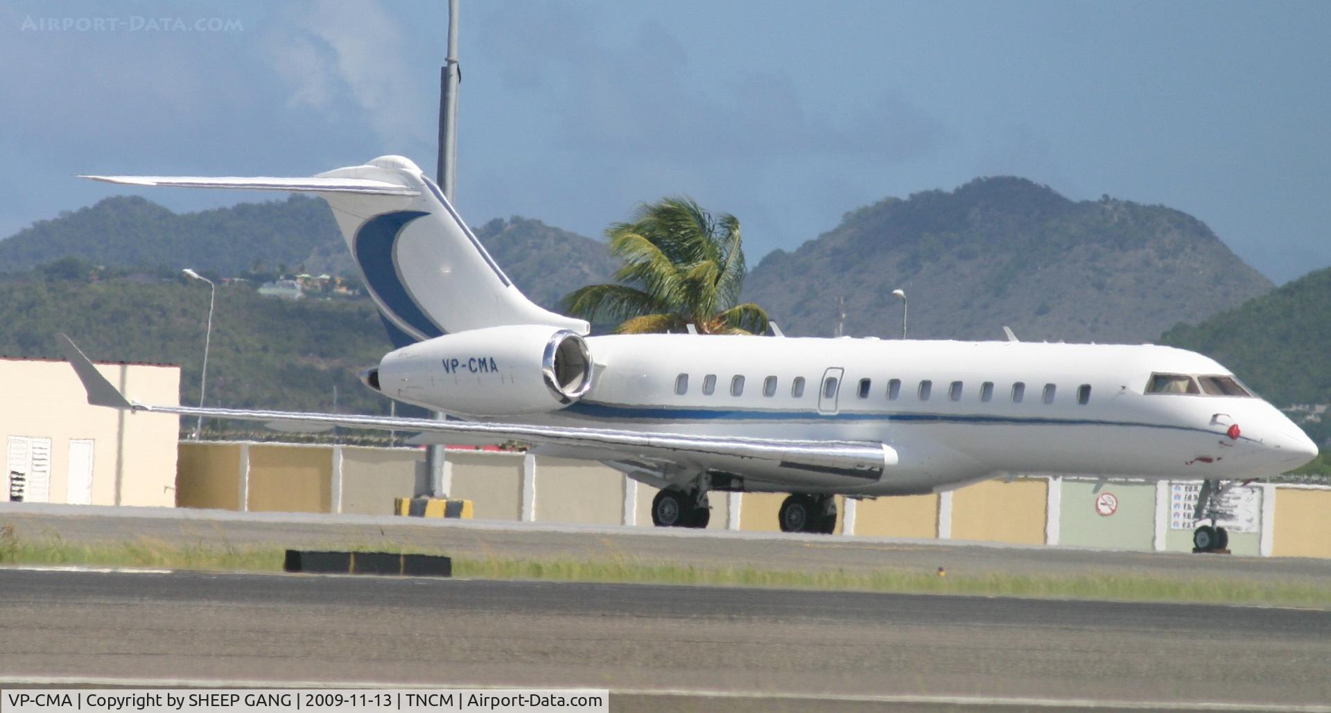VP-CMA, 2007 Bombardier BD-700-1A10 Global 5000 C/N 9243, A cute bird at the C ramp