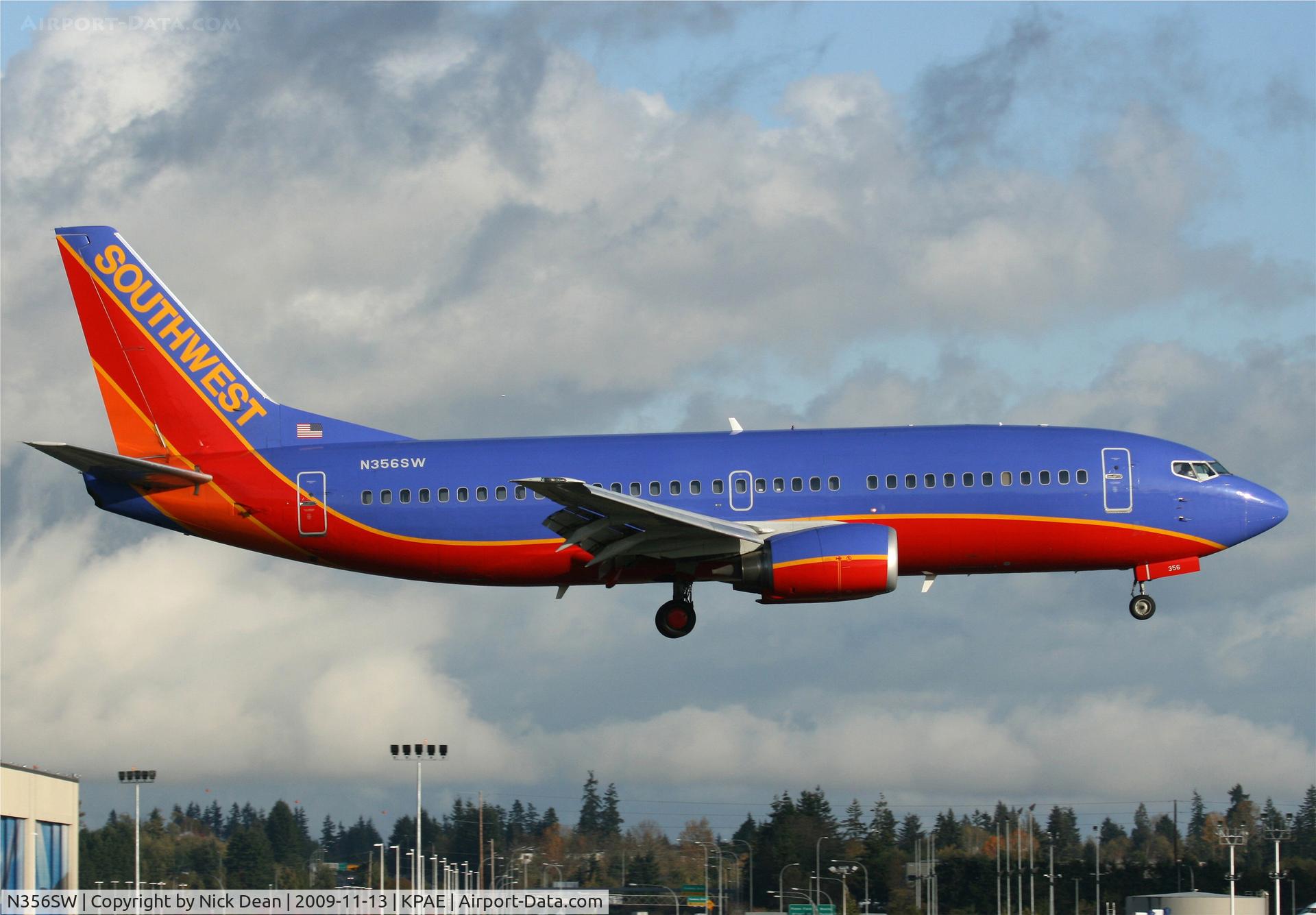 N356SW, 1991 Boeing 737-3H4 C/N 25251, KPAE SW8700 arriving on the visual for 16R from KPHX for maintenance at ATS formerly BF Goodrich and TRAMCO before that.