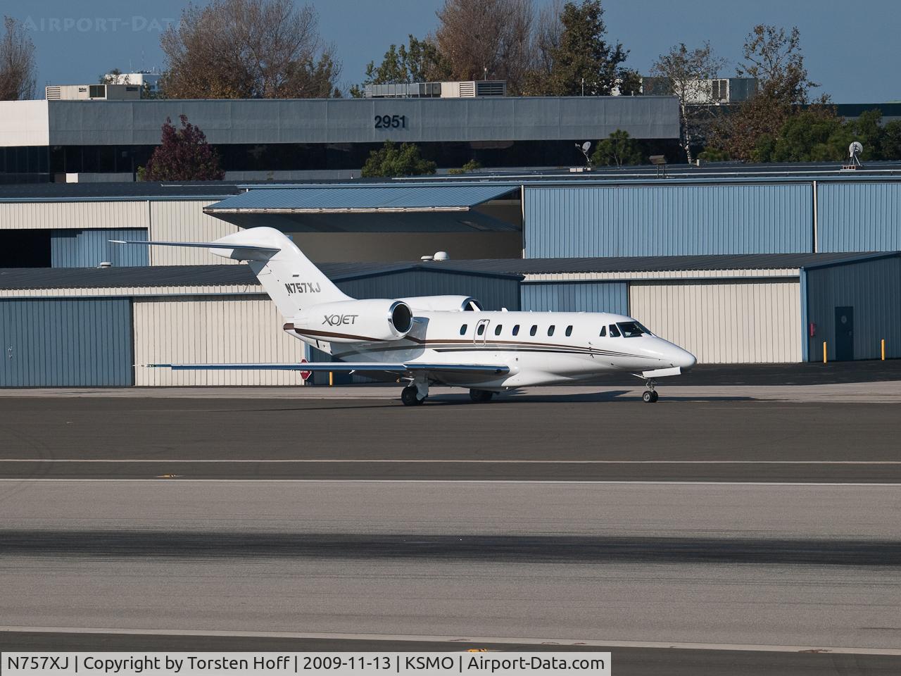 N757XJ, 2006 Cessna 750 Citation X C/N 750-0257, N757XJ taxiing