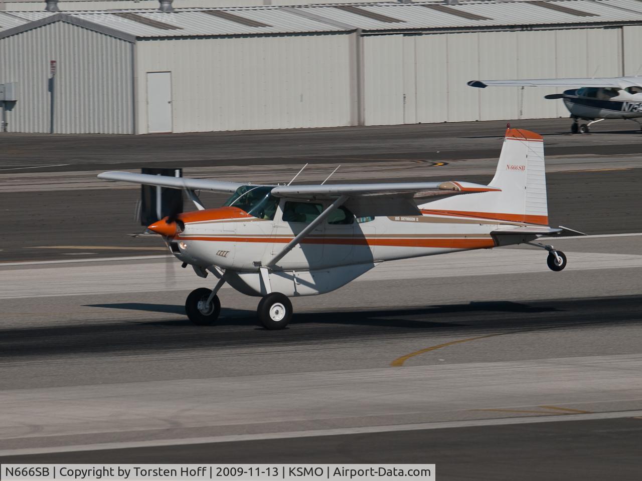 N666SB, 1980 Cessna A185F Skywagon 185 C/N 18503994, N666SB arriving on RWY 21