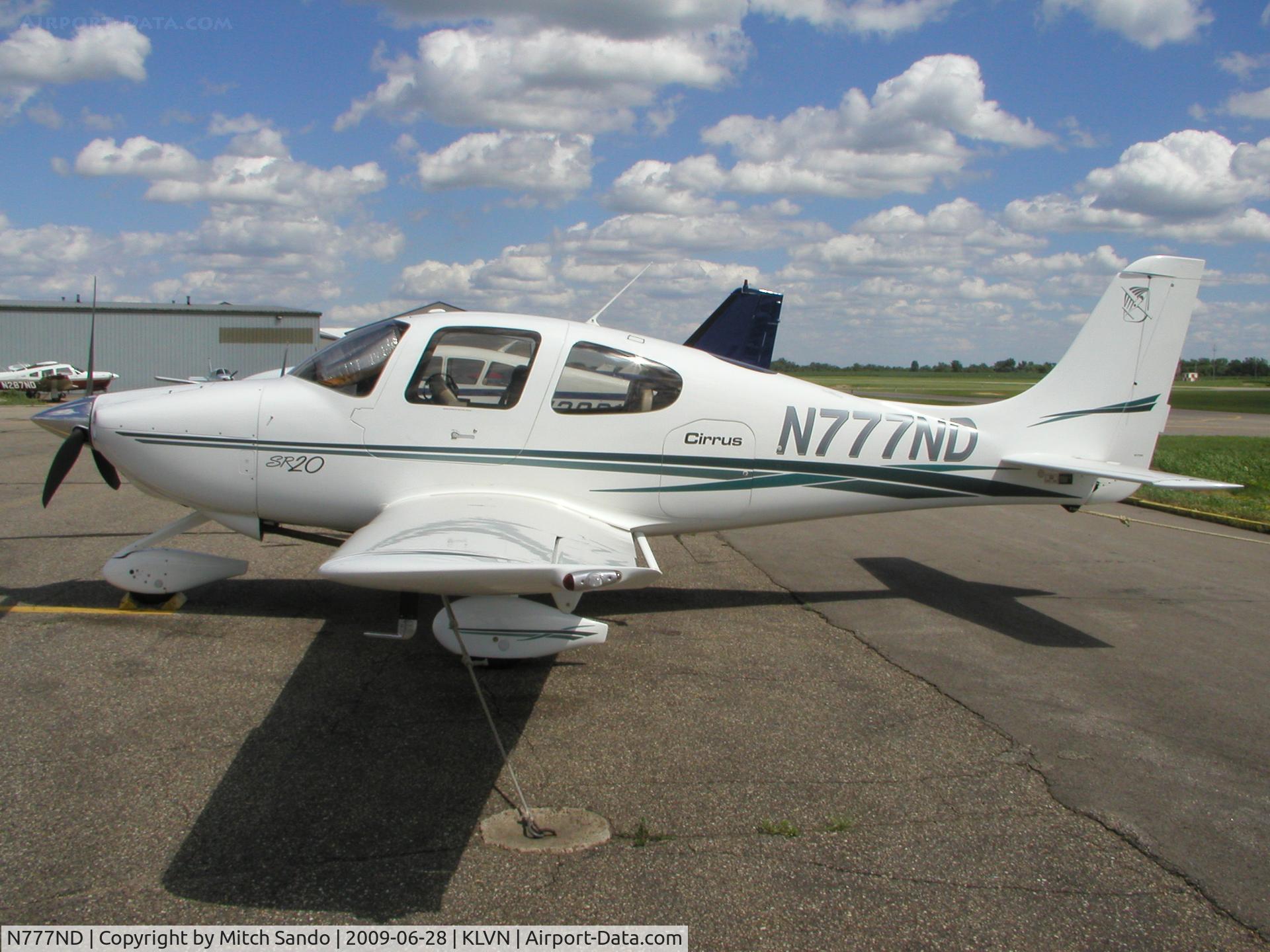 N777ND, 2002 Cirrus SR20 C/N 1258, Parked on the ramp at Airlake.