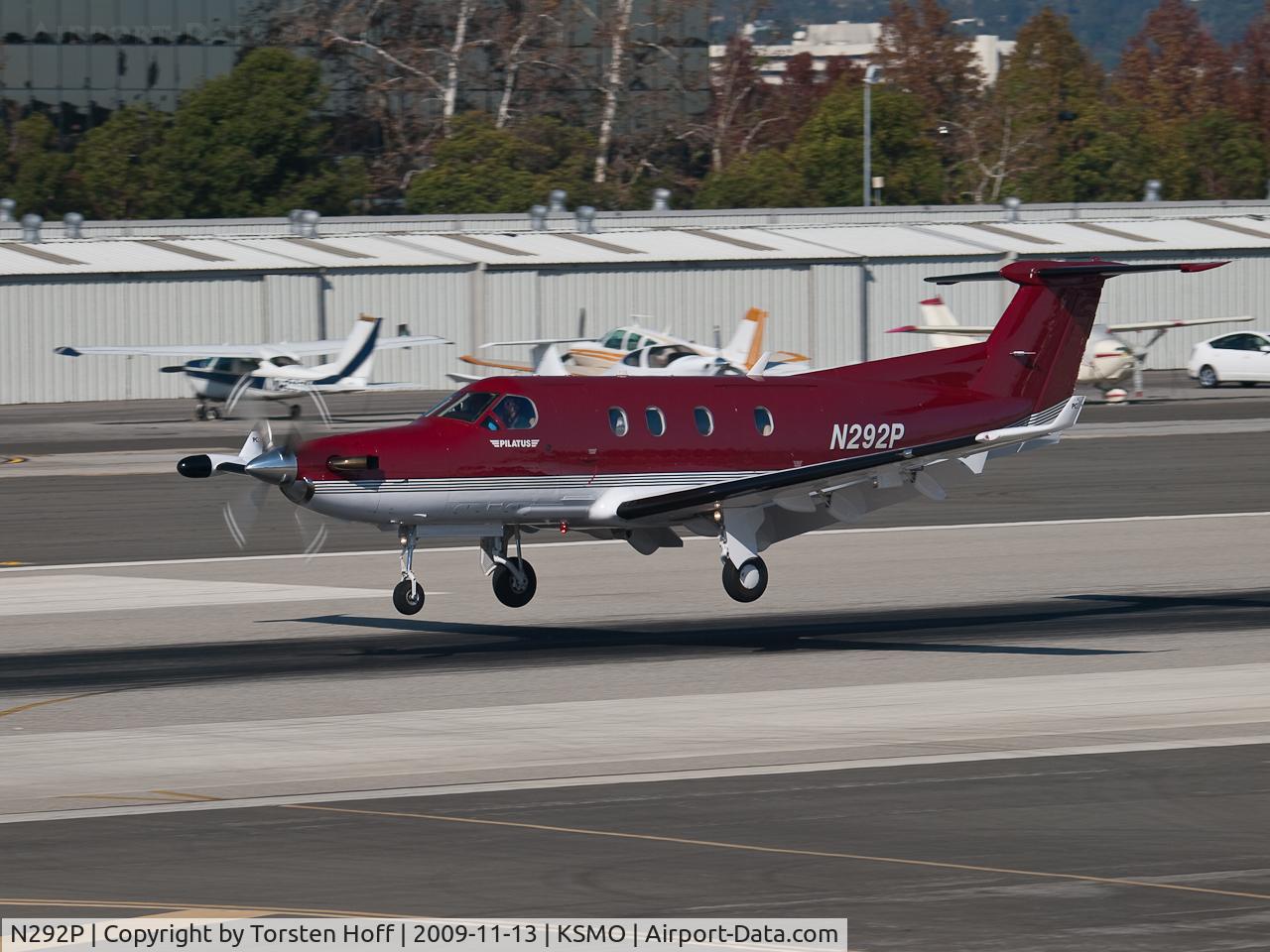 N292P, 2005 Pilatus PC-12/45 C/N 630, N292P arriving on RWY 21