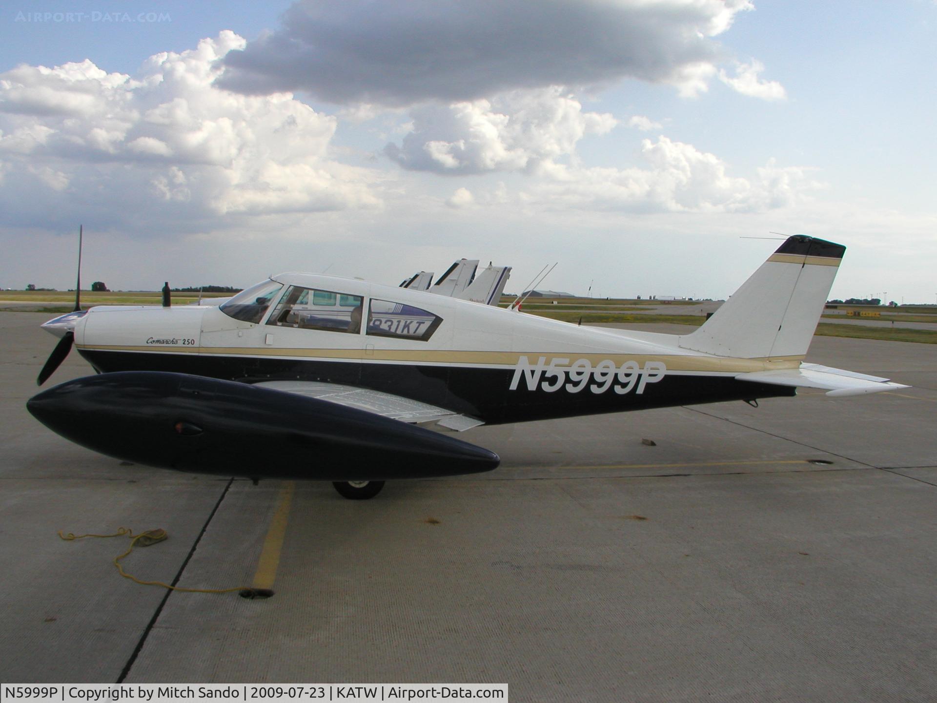 N5999P, 1959 Piper PA-24-250 Comanche C/N 24-821, Parked on the ramp at Maxair.