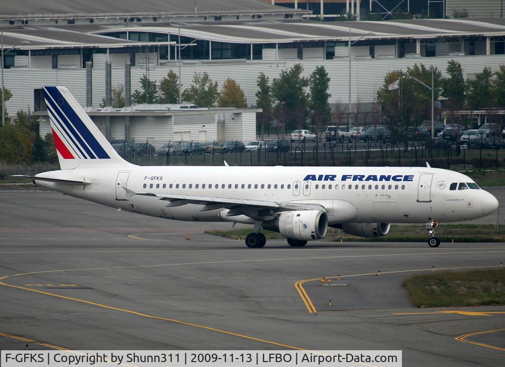 F-GFKS, 1991 Airbus A320-211 C/N 0187, Taxiing holding point rwy 14L for departure after overhaul...