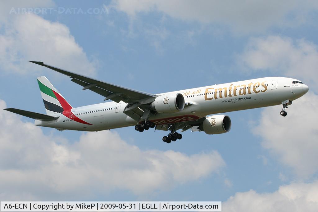A6-ECN, 2009 Boeing 777-36N/ER C/N 37705, Short final to 09L at Heathrow.
