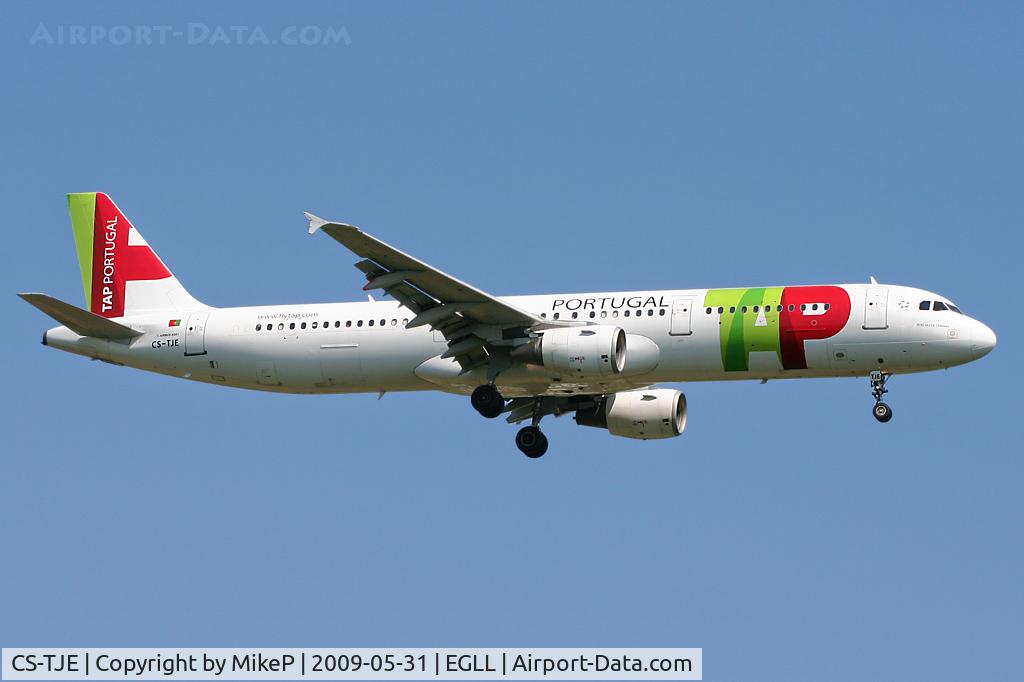 CS-TJE, 2000 Airbus A321-211 C/N 1307, Short final to 09L at Heathrow.