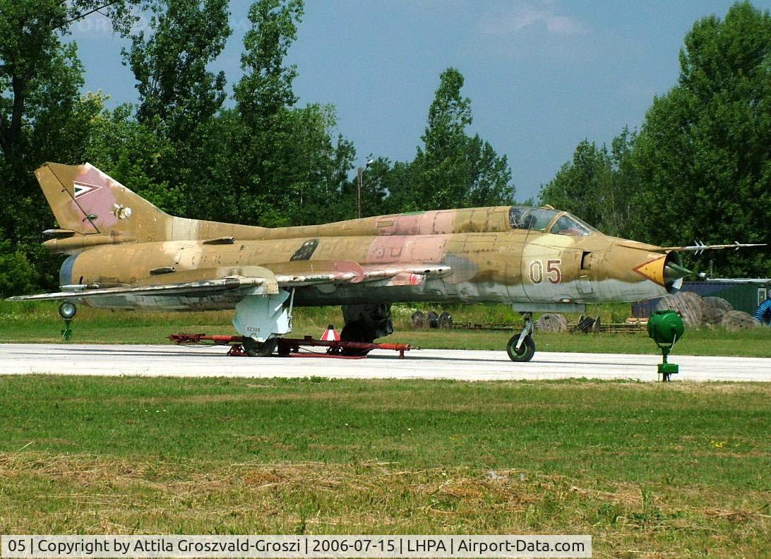 05, 1983 Sukhoi Su-22M-3 C/N 52305, Pápa HUNAF Base Airport