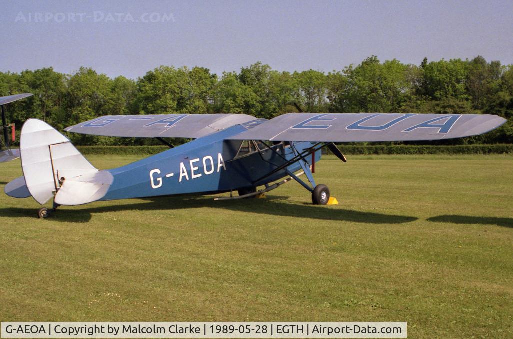 G-AEOA, 1931 De Havilland DH.80A Puss Moth C/N 2184, De Havilland DH.80A Puss Moth at De Havilland Day, Old Warden in 1989.