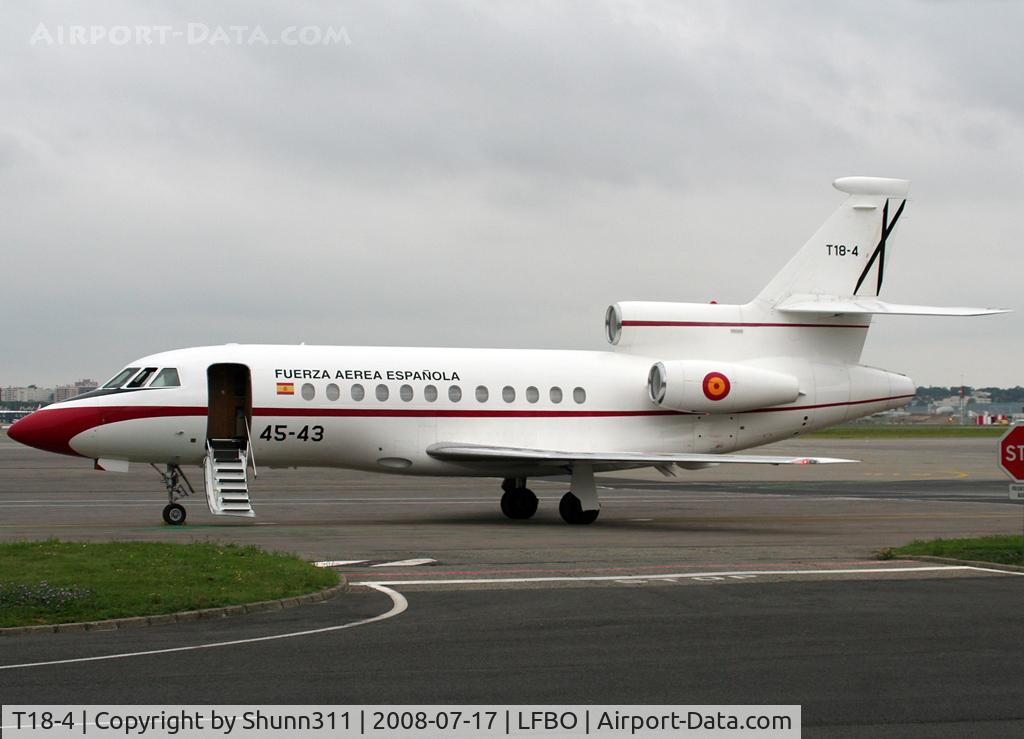 T18-4, 1989 Dassault Falcon 900B C/N 74, Parked at the old terminal...