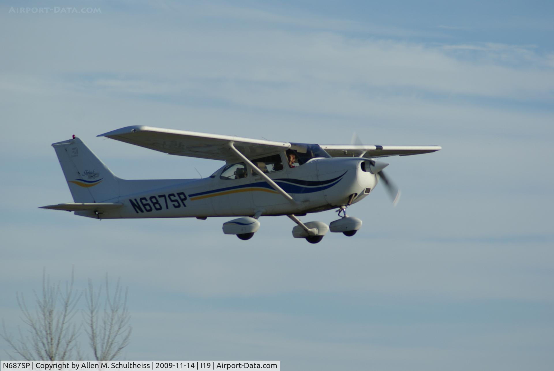 N687SP, 1999 Cessna 172S C/N 172S8098, 1999 C172S