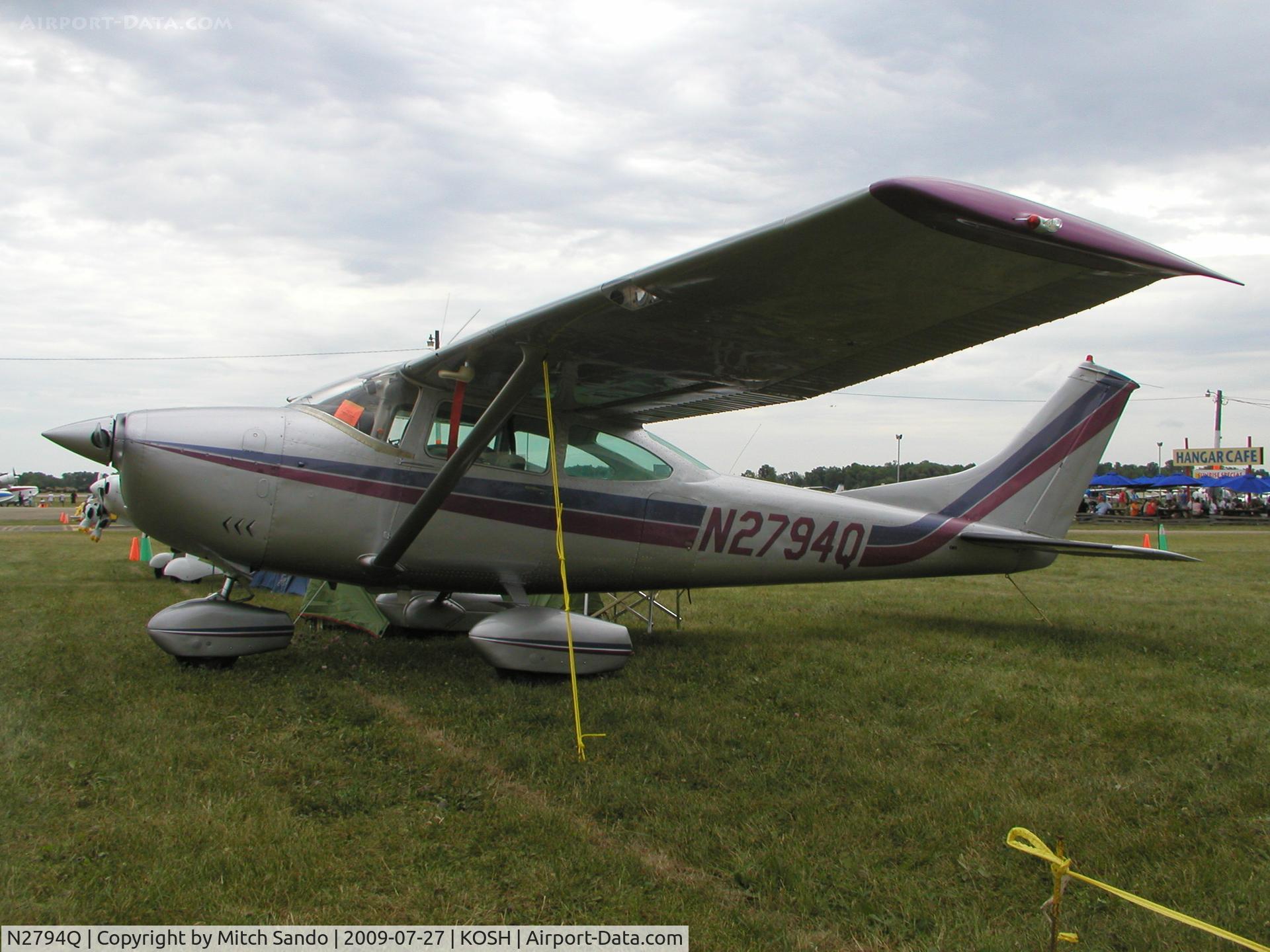 N2794Q, 1967 Cessna 182K Skylane C/N 18257994, EAA AirVenture 2009.