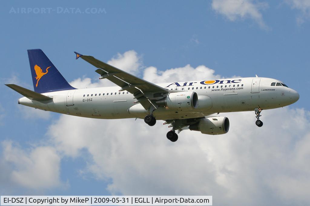 EI-DSZ, 2008 Airbus A320-216 C/N 3695, Short final to 09L at Heathrow.