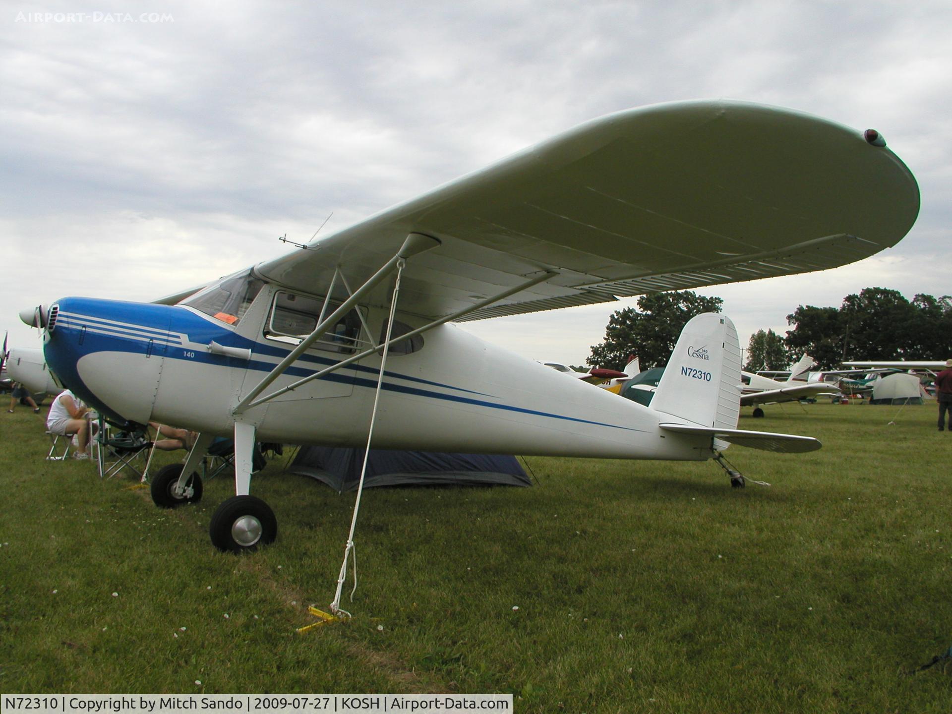 N72310, 1946 Cessna 140 C/N 9487, EAA AirVenture 2009.