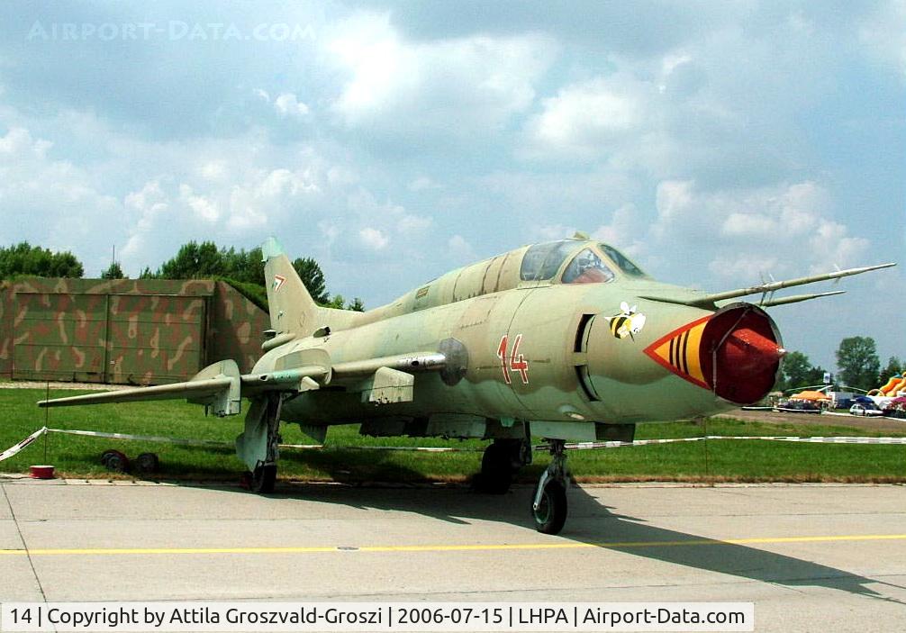 14, 1983 Sukhoi Su-22M-3 C/N 51814, Pápa HUNAF Base Airport