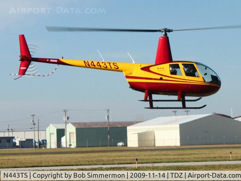 N443TS, 2006 Robinson R44 II C/N 11034, Arriving at the EAA breakfast fly-in - Toledo, Ohio.
