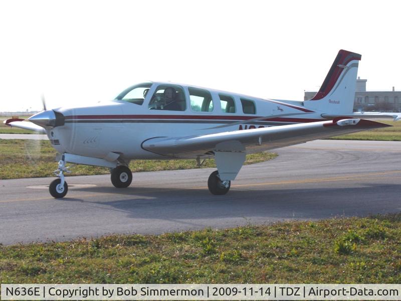 N636E, 1978 Beech A36 Bonanza 36 C/N E-1262, Arriving at the EAA breakfast fly-in - Toledo, Ohio.
