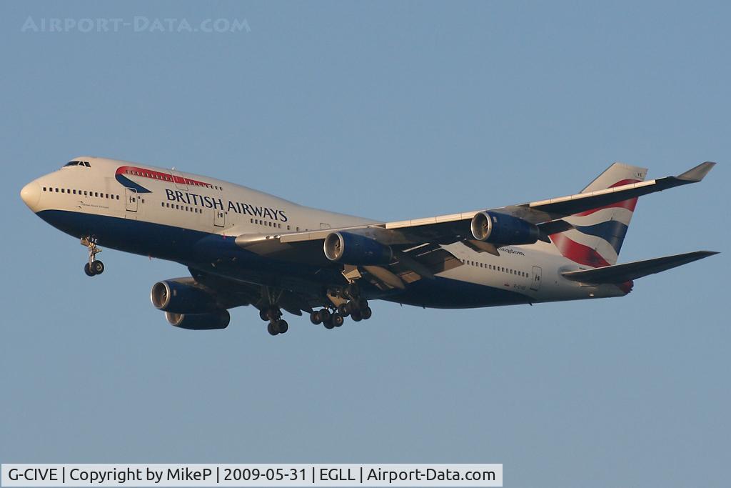 G-CIVE, 1994 Boeing 747-436 C/N 27350, Early morning approach to 09R.