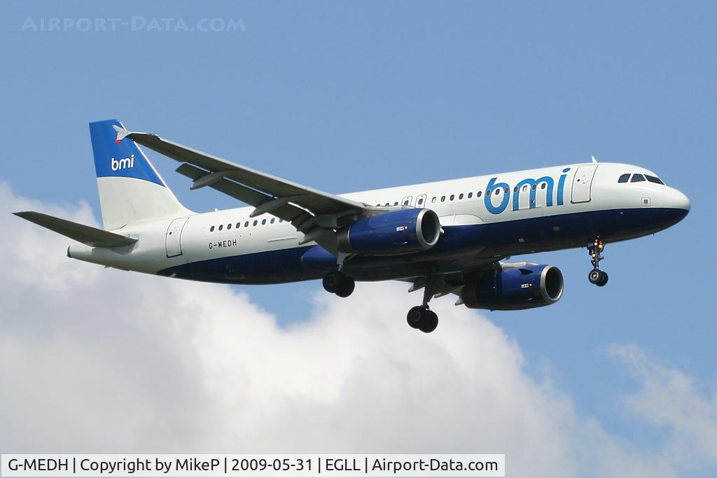 G-MEDH, 2003 Airbus A320-232 C/N 1922, BD Hybrid in ex BA colours.