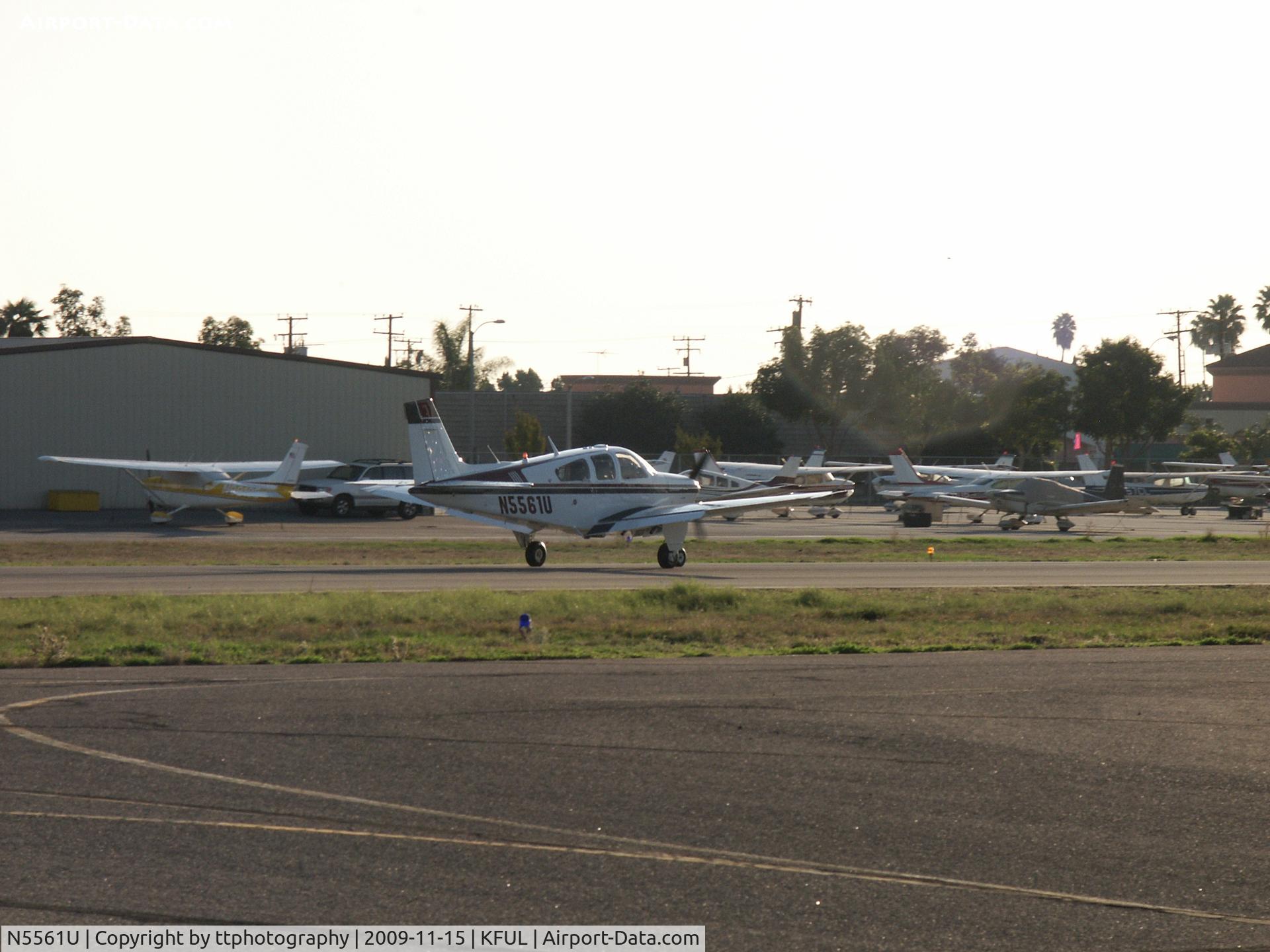 N5561U, 1990 Beech F33A Bonanza C/N CE-1436, 1990 Beech F33A