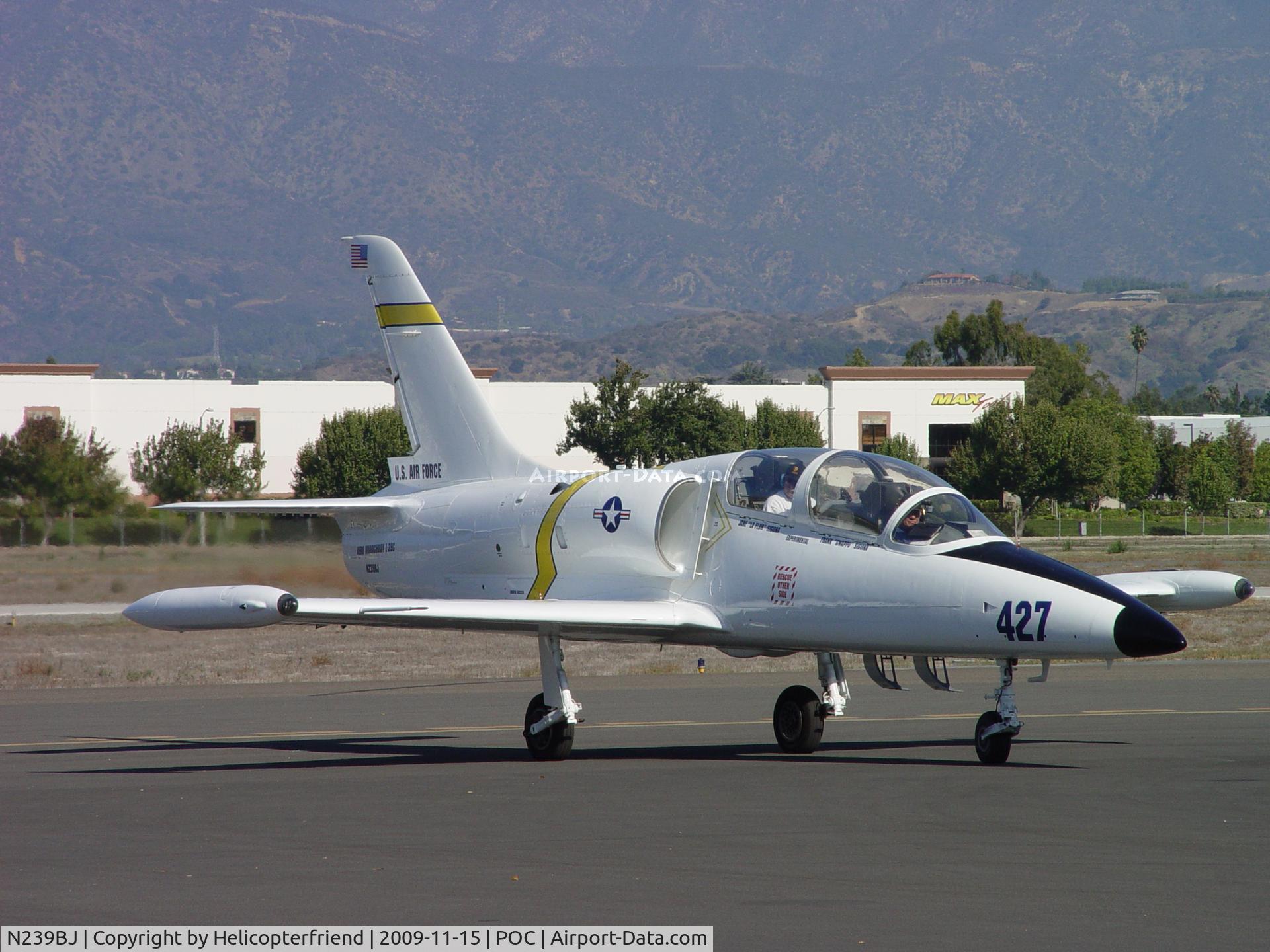 N239BJ, 1979 Aero L-39C Albatros C/N 931510, Taxiing into the static display area