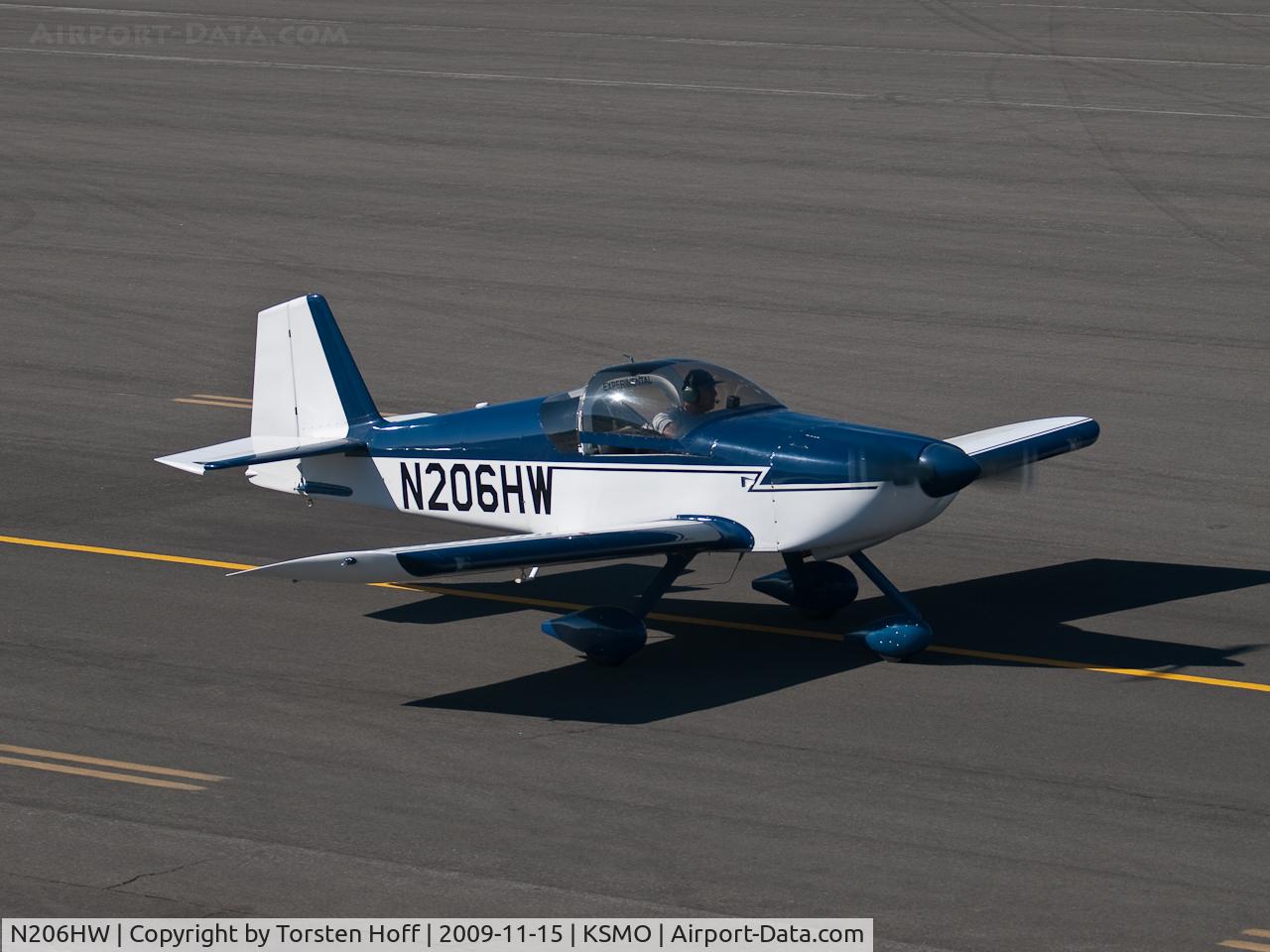 N206HW, 2004 Vans RV-6A C/N 60421, N206HW taxiing