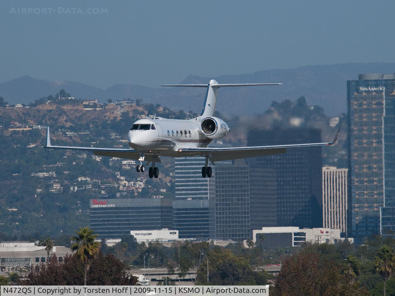 N472QS, 1999 Gulfstream Aerospace G-IV C/N 1372, N472QS arriving on RWY 21