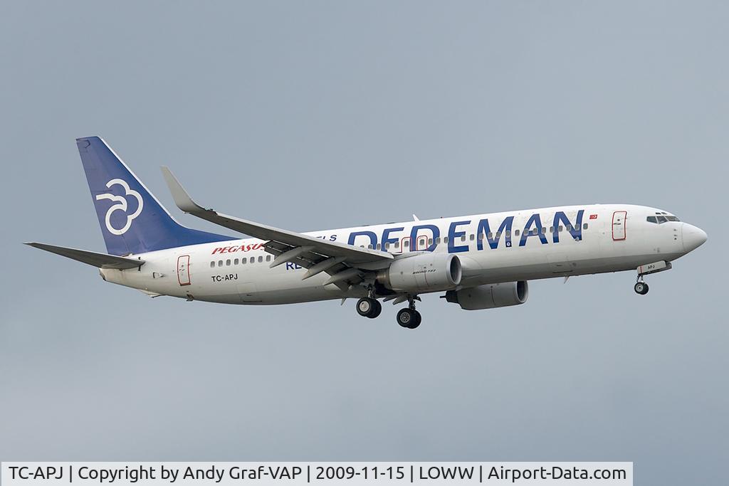 TC-APJ, 2002 Boeing 737-86N C/N 32735, Pegasus 737-800