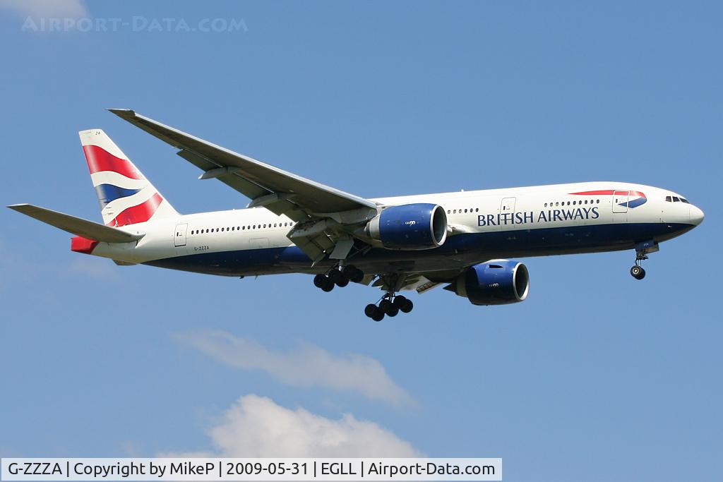 G-ZZZA, 1995 Boeing 777-236 C/N 27105, Short final to 09L at Heathrow.