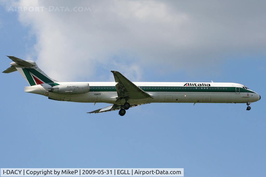 I-DACY, 1991 McDonnell Douglas MD-82 (DC-9-82) C/N 53059, Short final to 09L at Heathrow.