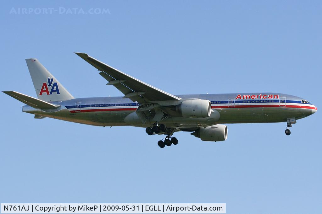 N761AJ, 2002 Boeing 777-223 C/N 31478, Short final to 09L at Heathrow.