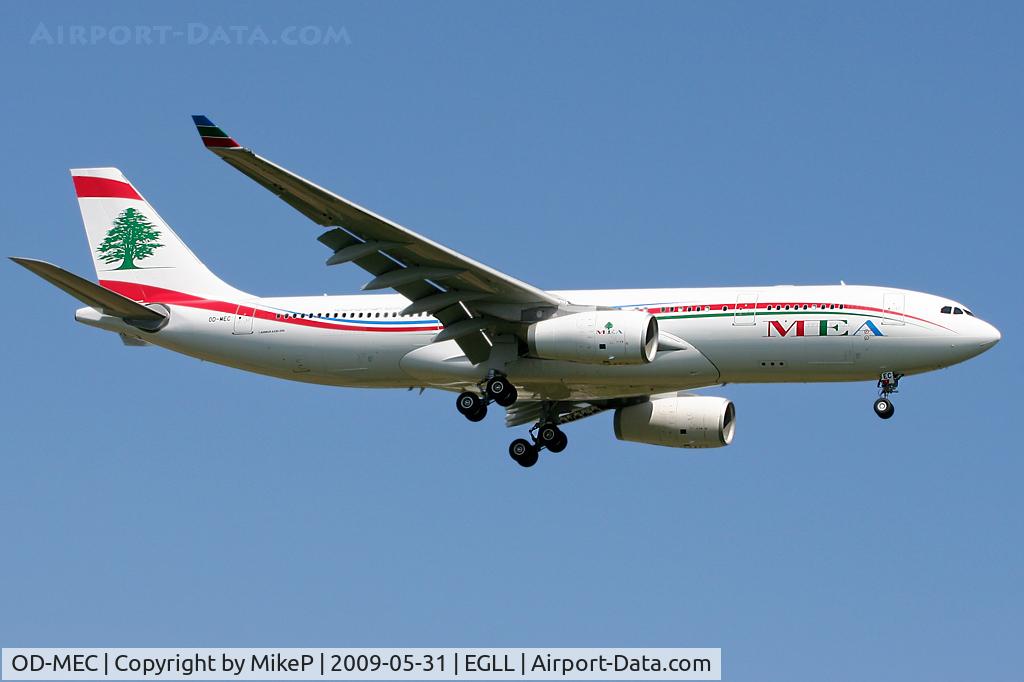 OD-MEC, 2009 Airbus A330-243 C/N 995, Short final to 09L at Heathrow.