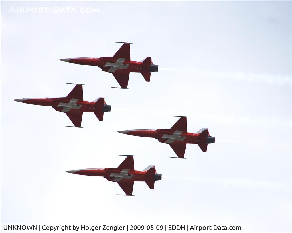 UNKNOWN, Northrop F-5E Tiger II C/N Not found, Patrouille Swiss at Hamburg sky