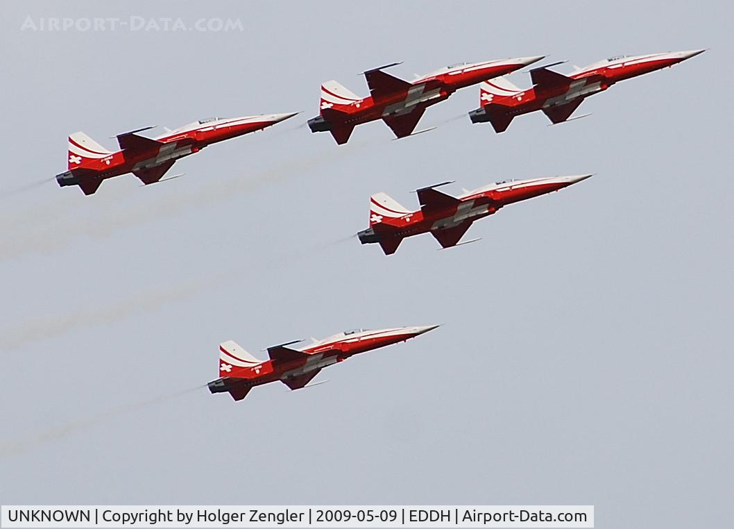 UNKNOWN, Northrop F-5E Tiger II C/N Not found, Patrouille Swiss at Hamburg sky