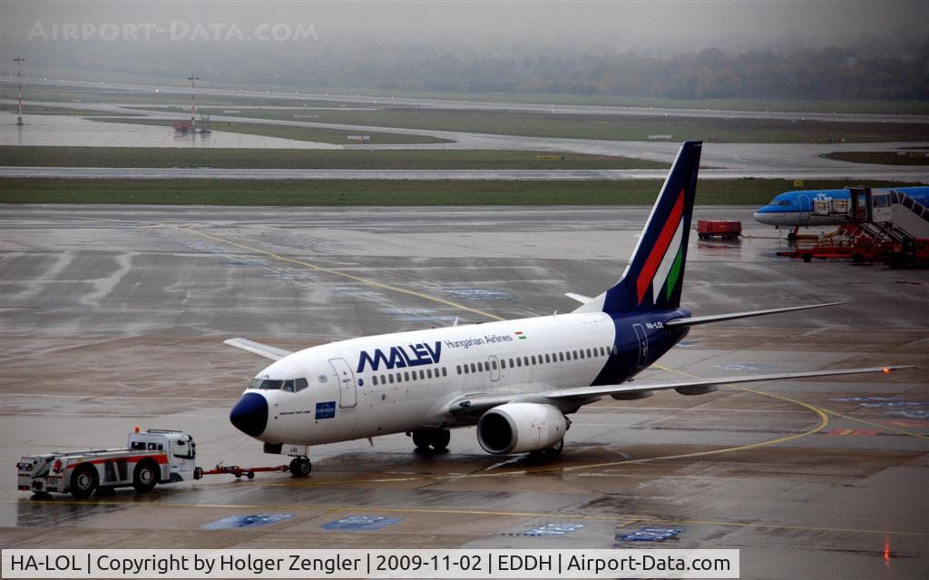 HA-LOL, 2004 Boeing 737-7Q8 C/N 29352, Being pushed into direction Budapest