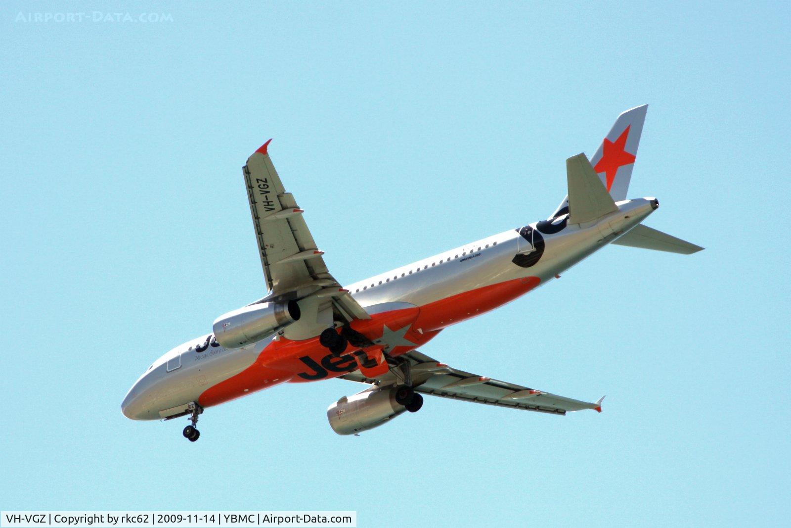 VH-VGZ, 2009 Airbus A320-232 C/N 3917, Jetstar Airbus on approach at Maroochy