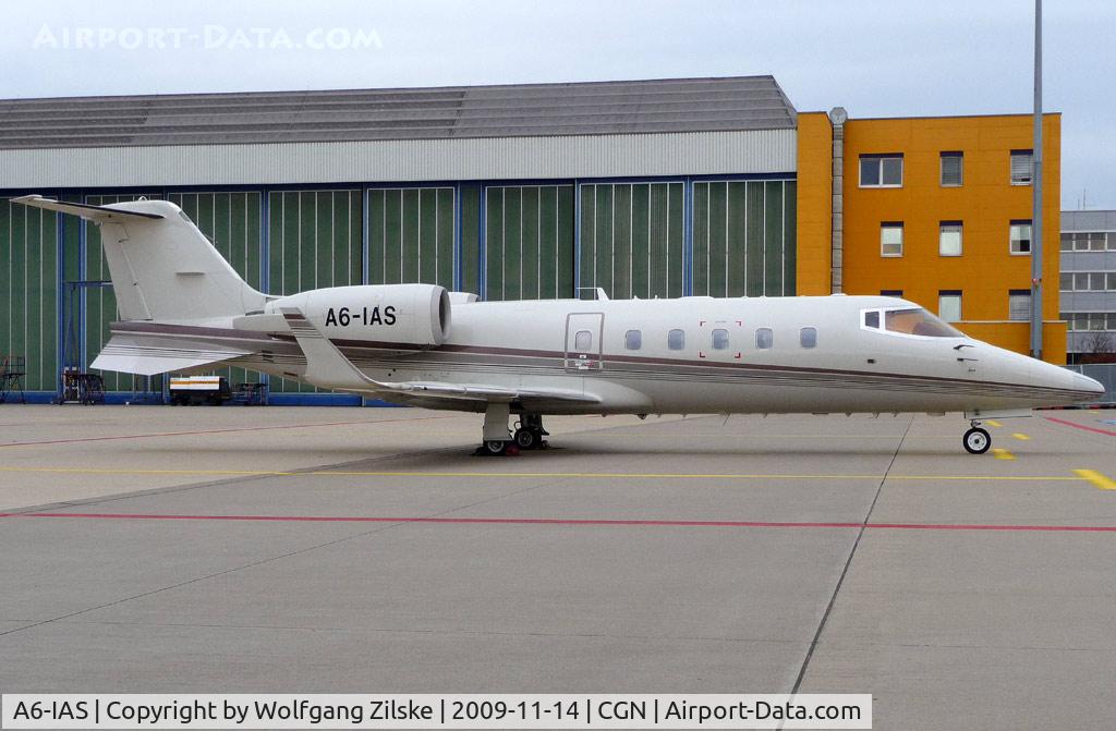 A6-IAS, 1998 Learjet 60 C/N 60-122, visitor