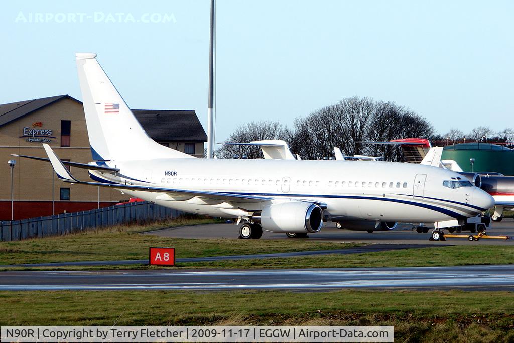 N90R, 2001 Boeing 737-7EL C/N 32775, Boeing BBJ at Luton