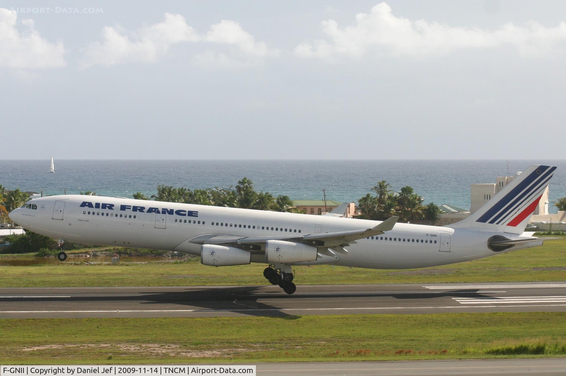 F-GNII, 2001 Airbus A340-313X C/N 399, airfrance in the glide slope to runway 10