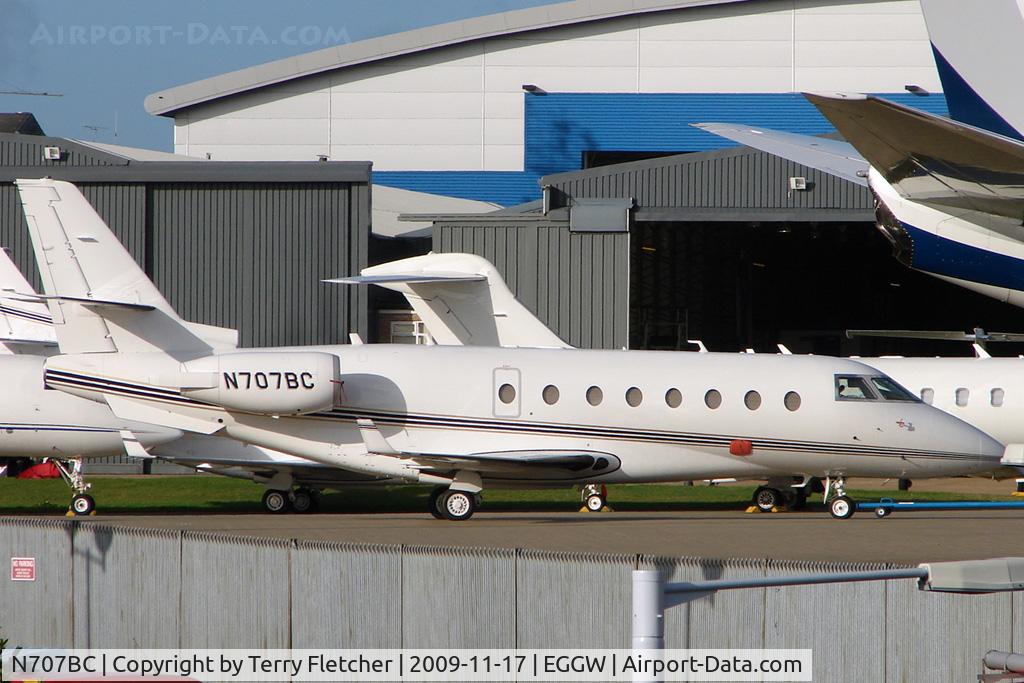 N707BC, 2005 Israel Aircraft Industries Gulfstream 200 C/N 107, American Galaxy G200 at Luton