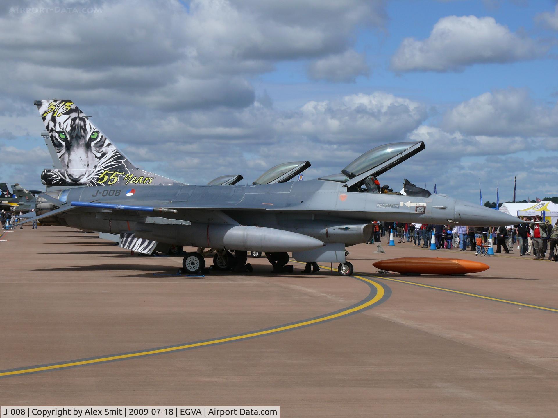 J-008, General Dynamics F-16AM Fighting Falcon C/N 6D-164, General Dynamics F-16AM Fighting Falcon J-008 Royal Netherlands Air Force with a nice tiger in it's tail to celebrate 55 years of 315 Squadron