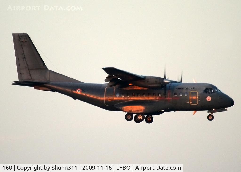 160, Airtech CN-235-200M C/N C160, Landing rwy 14L