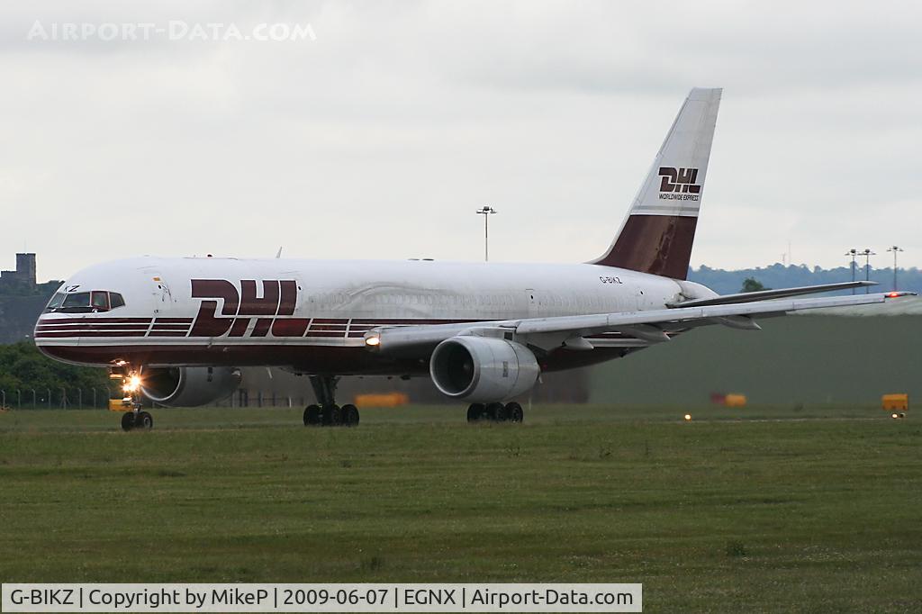 G-BIKZ, 1986 Boeing 757-236/SF C/N 23532, Rolling on Runway 09.