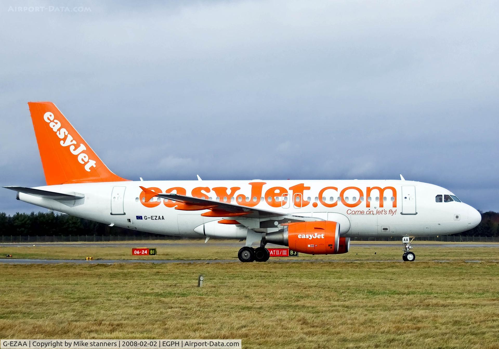 G-EZAA, 2006 Airbus A319-111 C/N 2677, Easyjet A319 Arriving at EDI