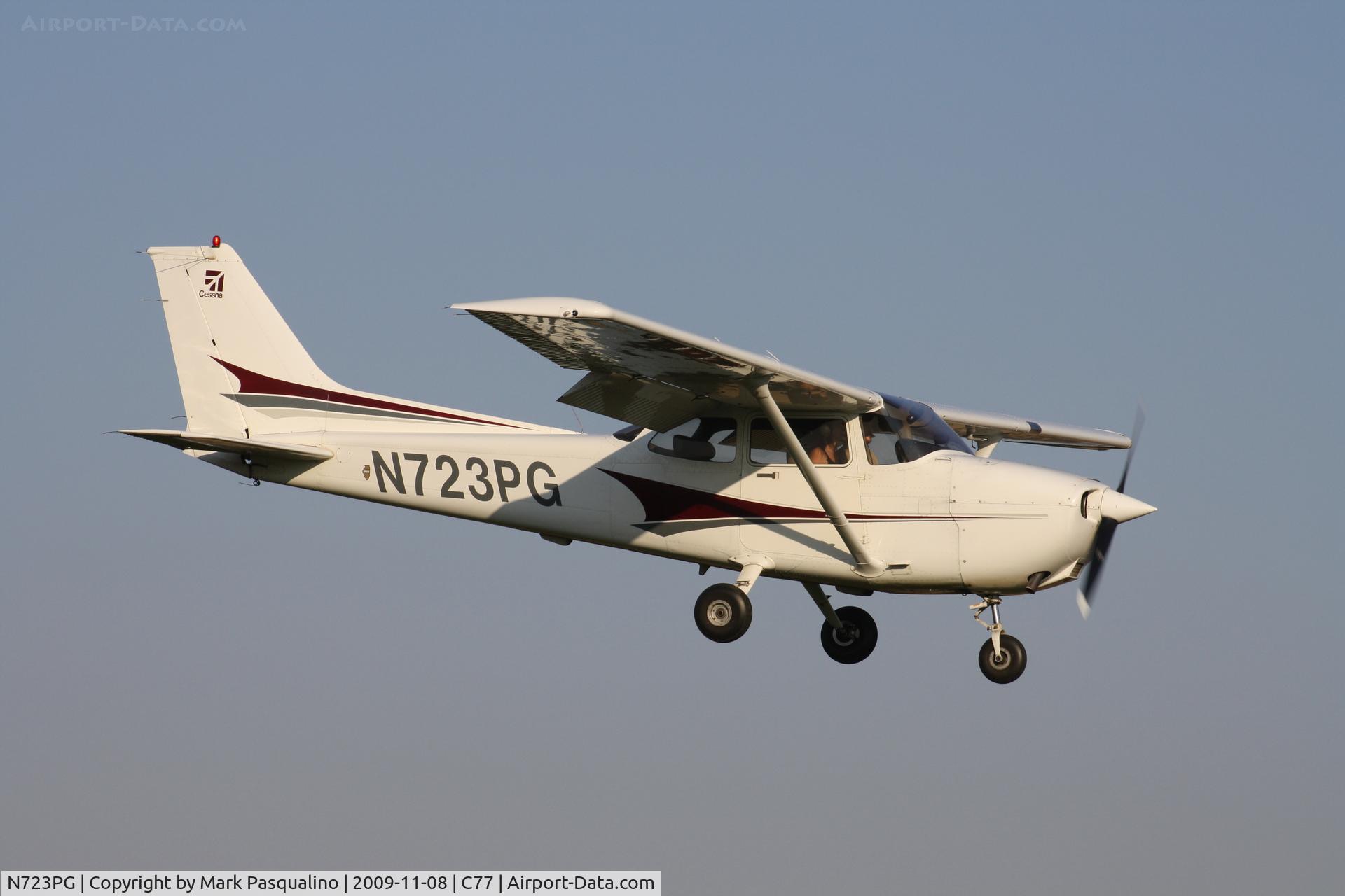 N723PG, 1998 Cessna 172R C/N 17280675, Cessna 172R