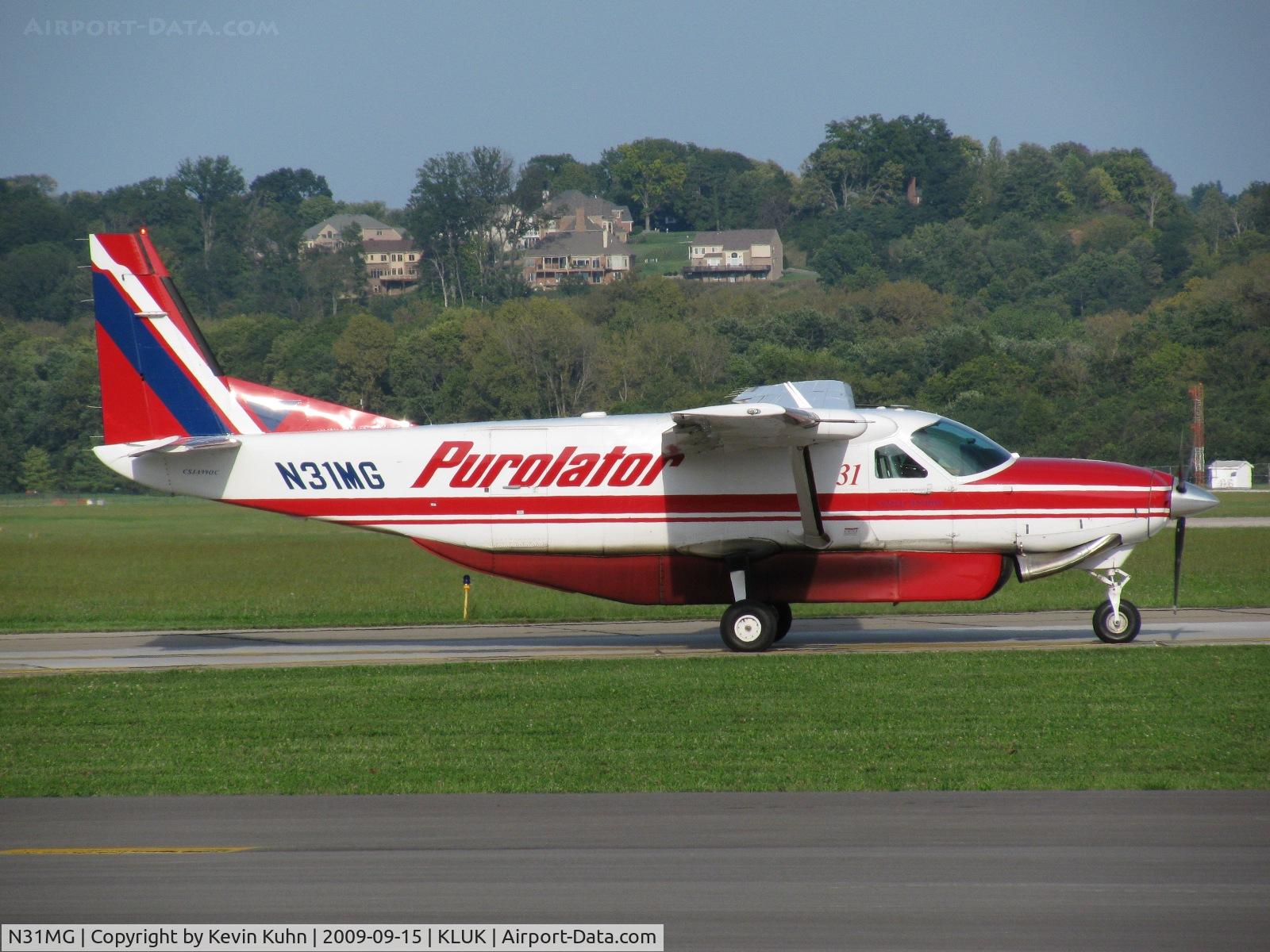 N31MG, 2004 Cessna 208B Grand Caravan C/N 208B1065, Castle 915, September 15