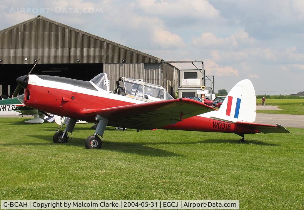 G-BCAH, 1951 De Havilland DHC-1 Chipmunk T.10 C/N C1/0372, De Havilland DHC-1 Chipmunk 22 at Sherburn-in-Elmet's Veterans & Vintage Day in2004.