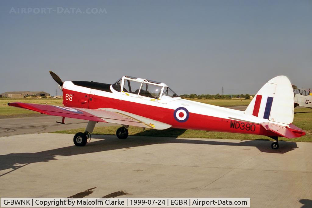 G-BWNK, 1951 De Havilland DHC-1 Chipmunk T.10 C/N C1/0317, De Havilland DHC-1 Chipmunk 22. At Breighton Airfield, UK.