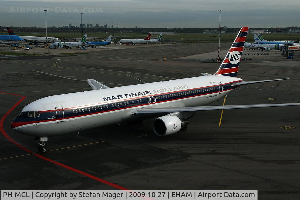 PH-MCL, 1992 Boeing 767-31A/ER C/N 26469, Martinair B763 in old c/s