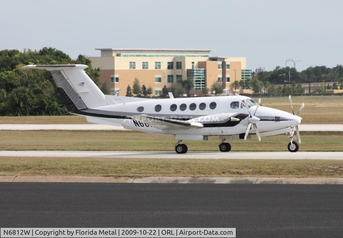 N6812W, 1985 Beech 300 C/N FA-38, Beech 300
